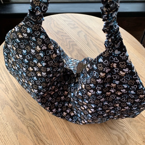 Handcrafted Dog Paw Print Hobo bag - Picture 2 of 8